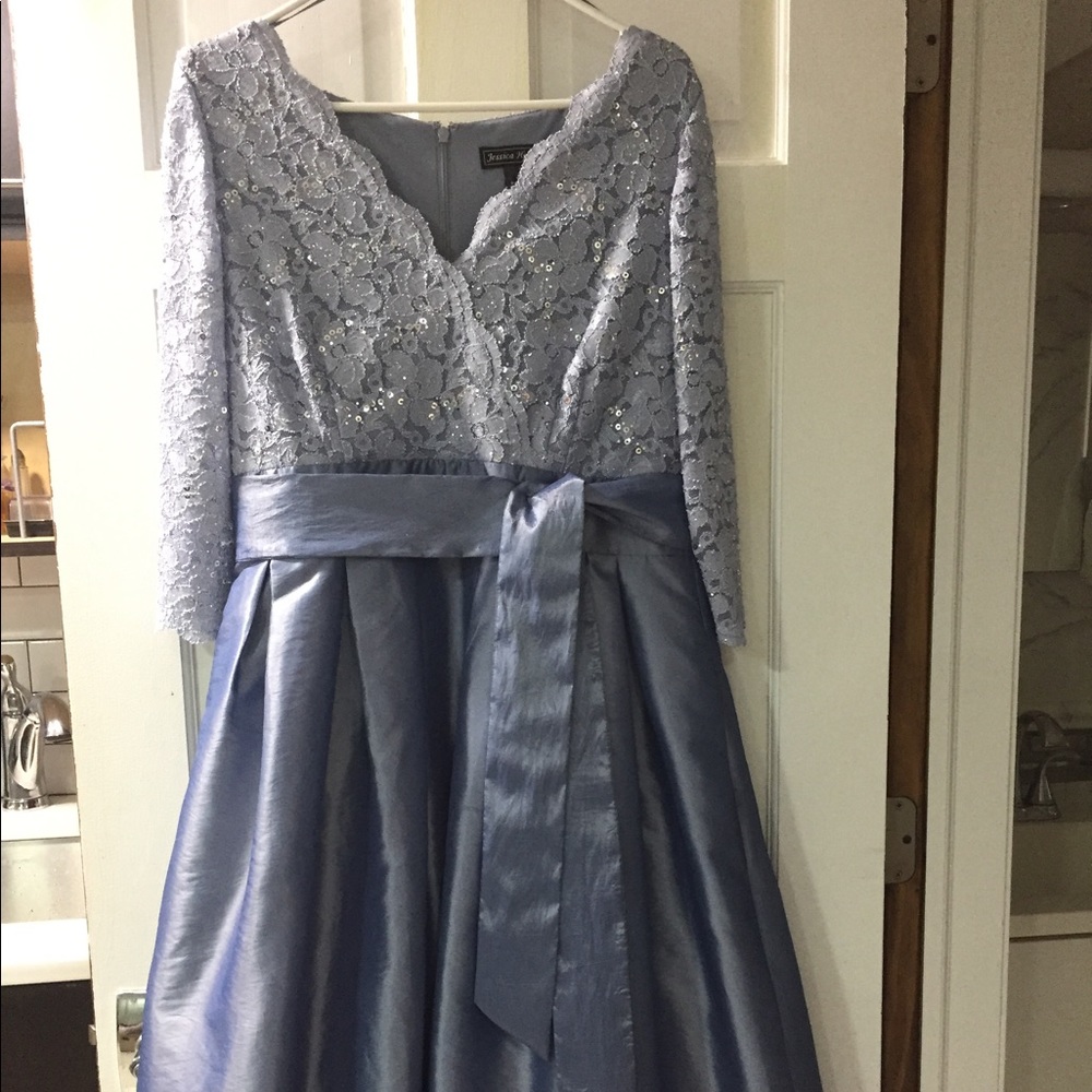 Gown formal